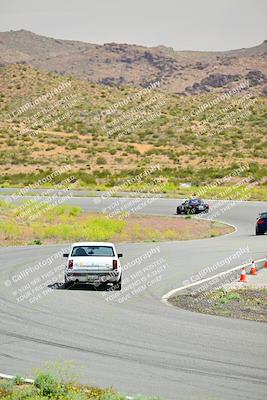 media/May-04-2024-Team Topak Racing (Sat) [[1dff1aa745]]/Inter Low 1/Session 2/